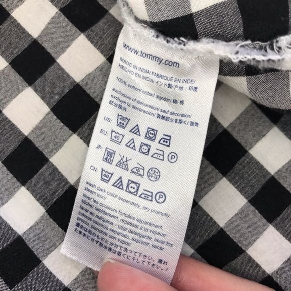 Tommy Hilfiger ~ Gingham popover top - Picture 5 of 6